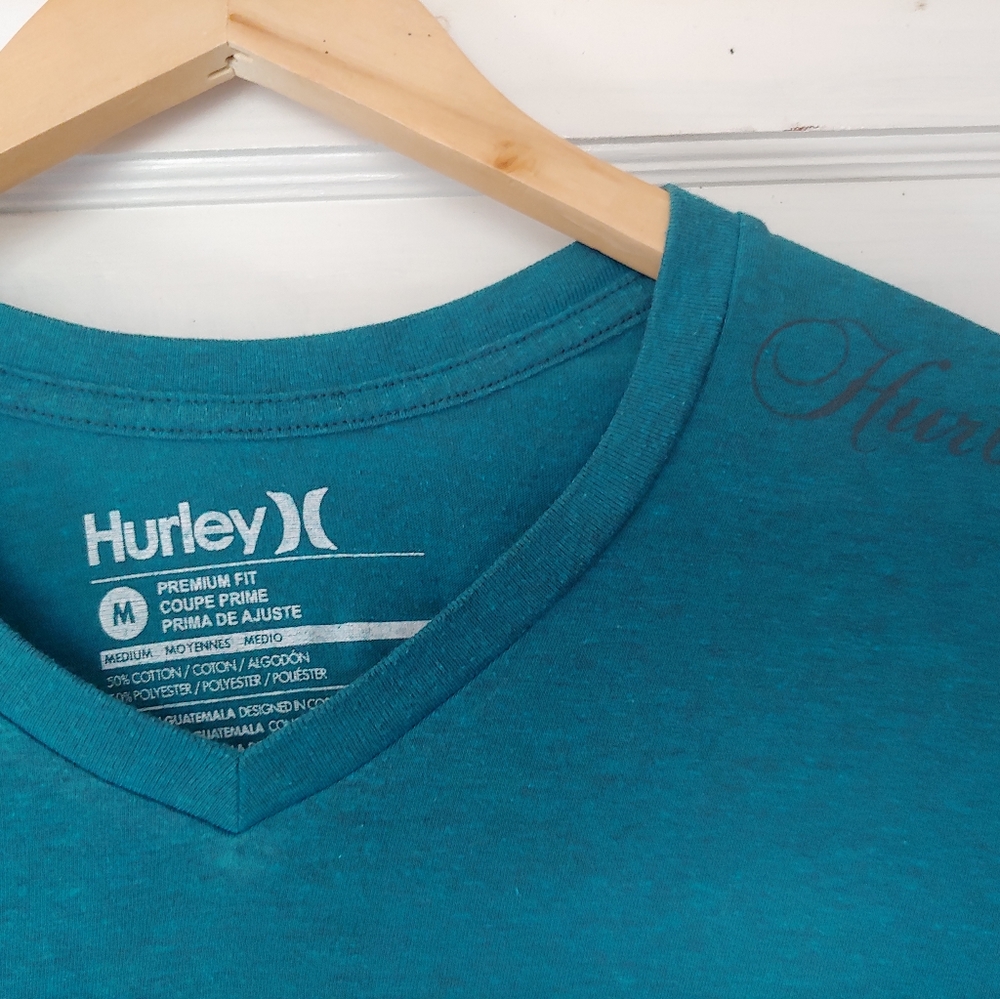 Hurley V-neck Tshirt